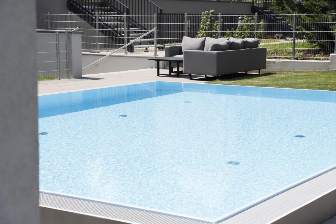 Balcony/Pool/Free Parking Garage Studio Viena Exterior foto